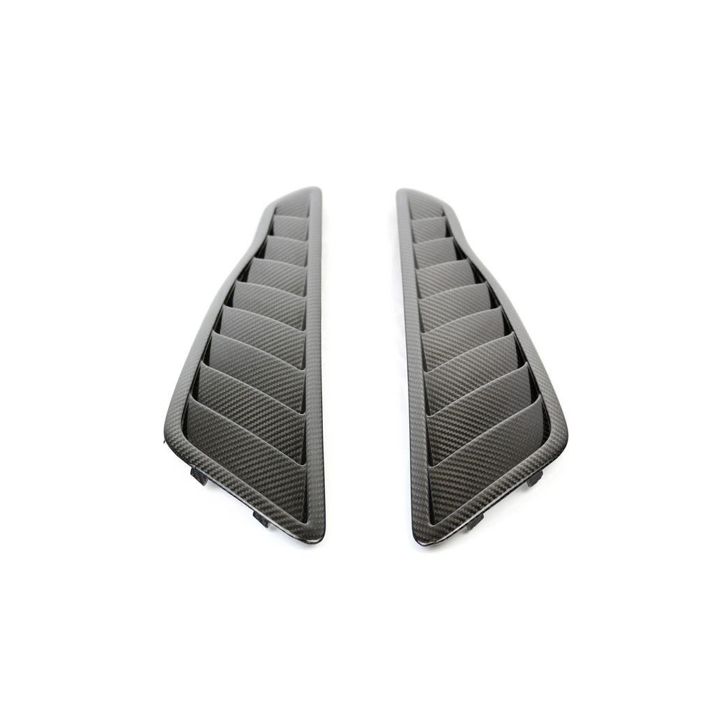 mercedes-benz-amg-gtr-pro-fender-vents-2020