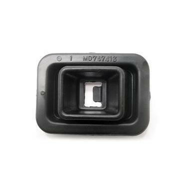 Mitsubishi OEM Clutch Release Fork Boot | 1996-2006 Mitsubishi Evo 4-9 (MD747413).