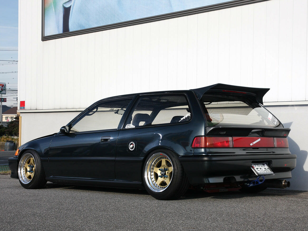Osaka JDM Rear Carbon Fiber ”Devil Wing” - 88-91 Civic Hatchback.