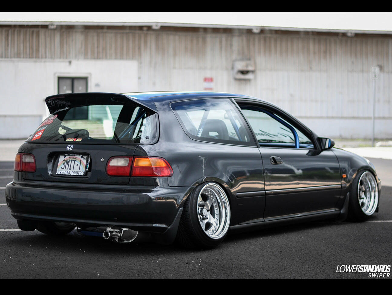 Osaka JDM Carbon Fiber Rear ”Devil Wing” - 92-95 Civic Hatchback.
