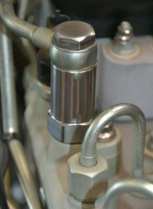 Precision Works Fuel Rail Plug For 03 - 07 Dodge Ram.