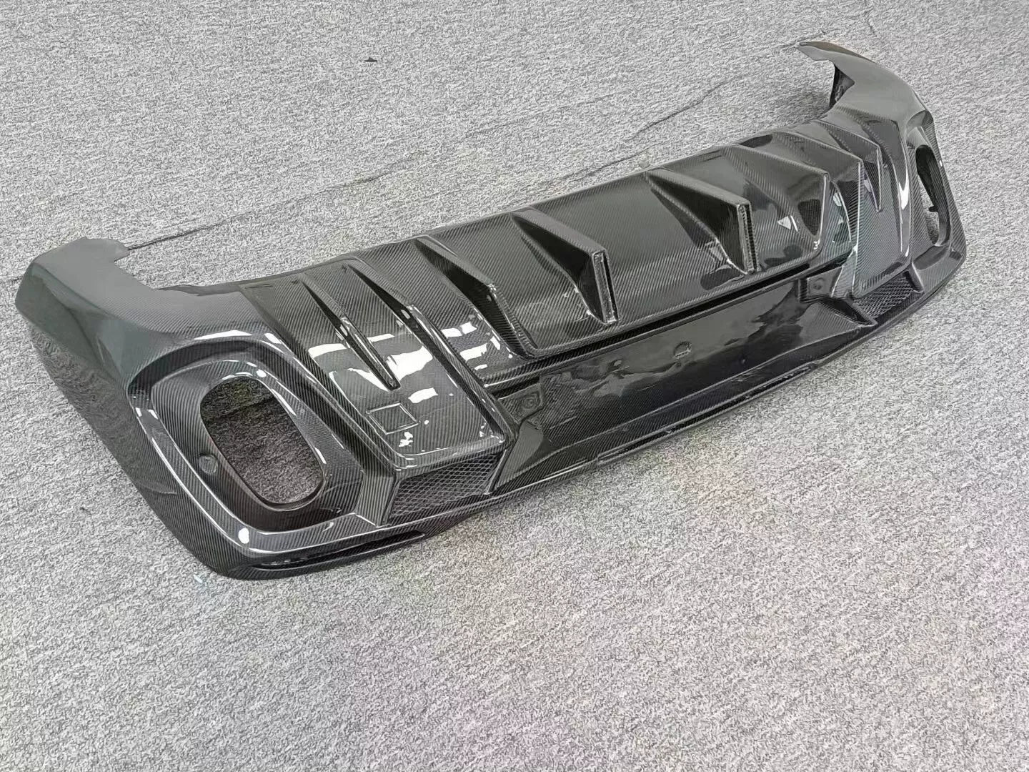 Carbon Fiber Aerodynamic Kit (4pc) - Mercedes GlE Coupe.