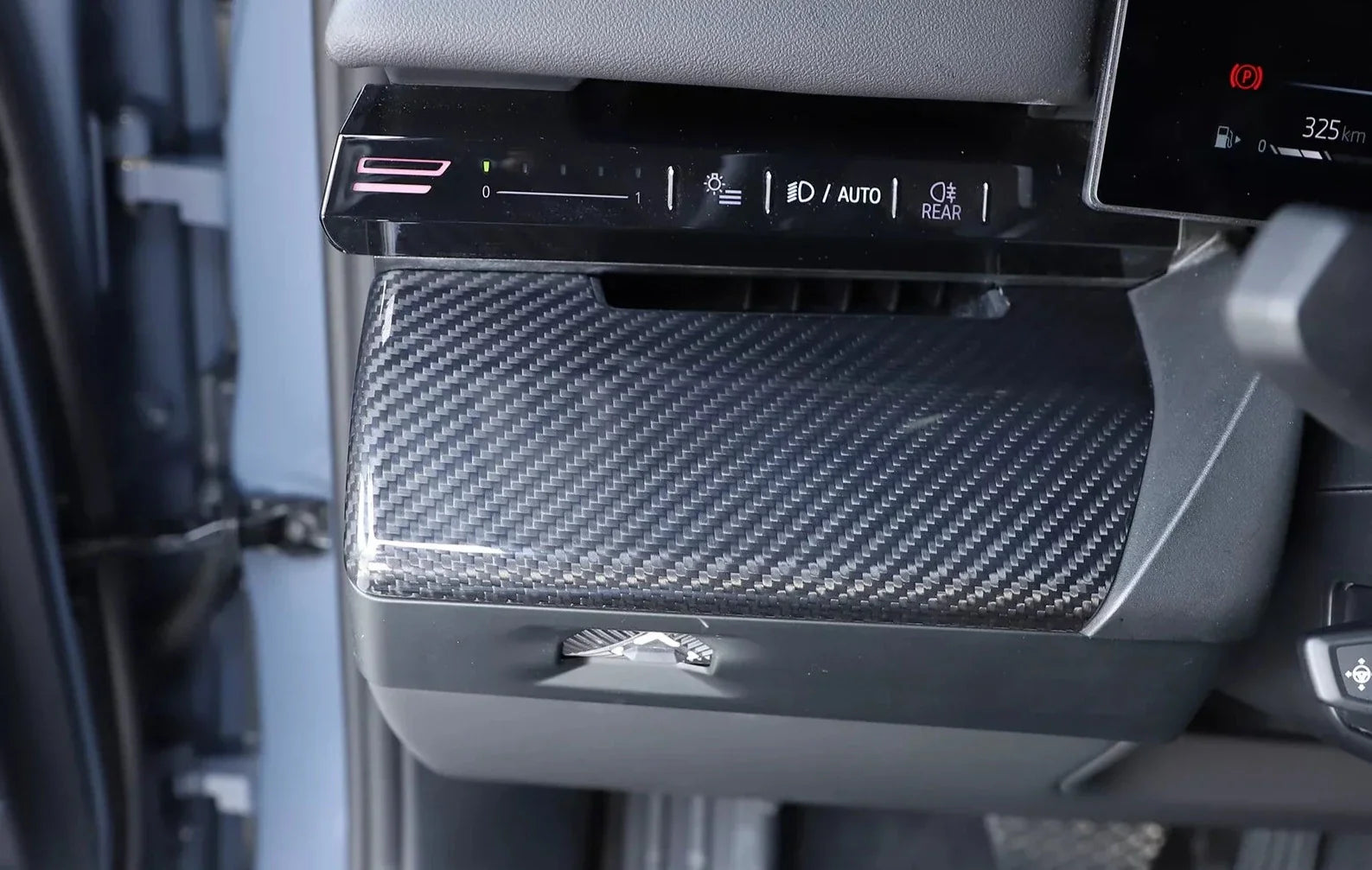 Carbon Fiber Passenger Center Dash Panel Trim Cover - BMW 5 Series G60.