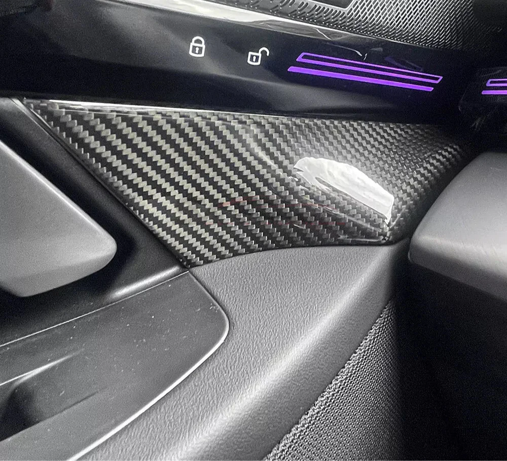 Carbon Fiber Front Door Panel Cover - BMW 5 Series i5 G60 G68 2024+.