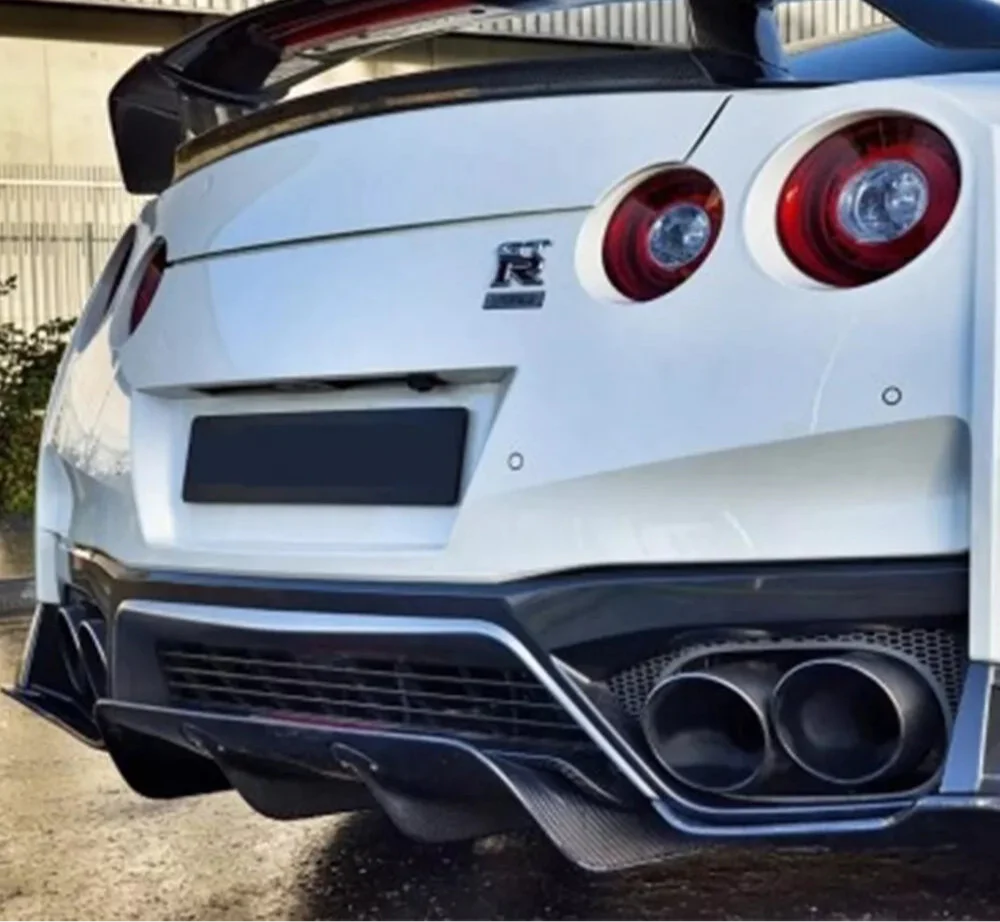 Carbon Fiber Rear Bottom undertray Diffuser - Nissan R35 GTR 2008-17.