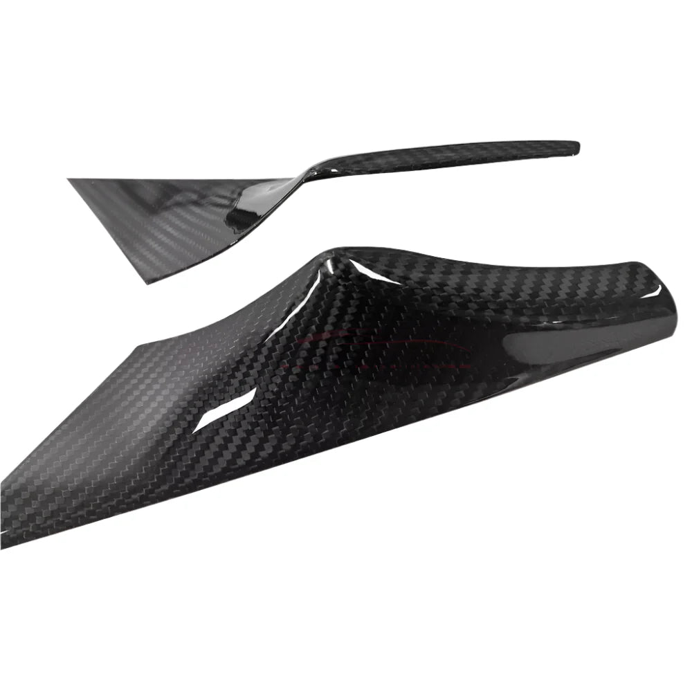 Carbon Fiber Front Door Panel Cover - BMW 5 Series i5 G60 G68 2024+.