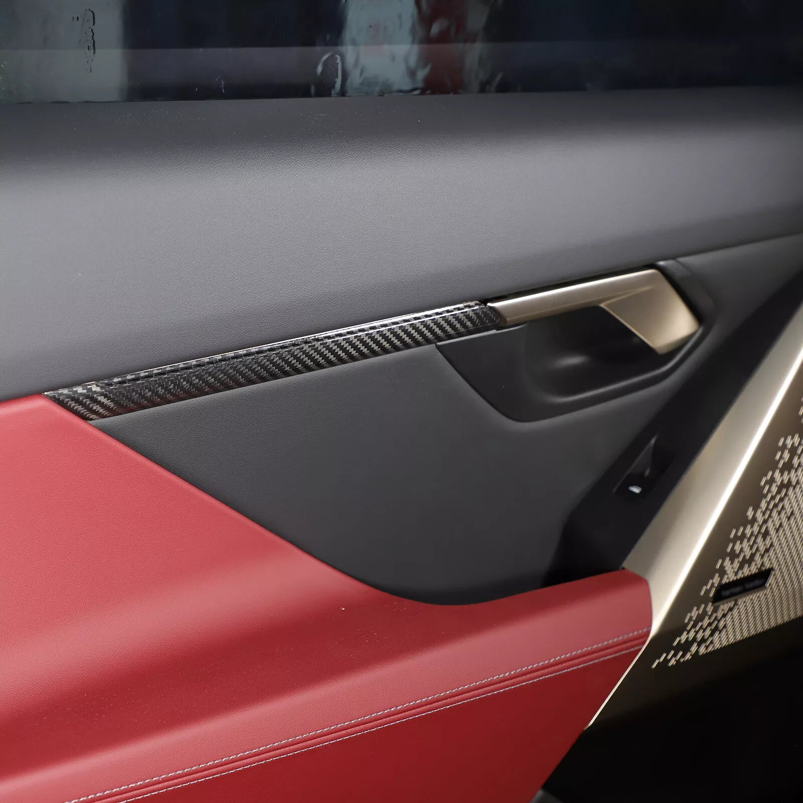 Carbon Fiber Interior Door Panel Trim Cover Set - BMW 5 Series G60.