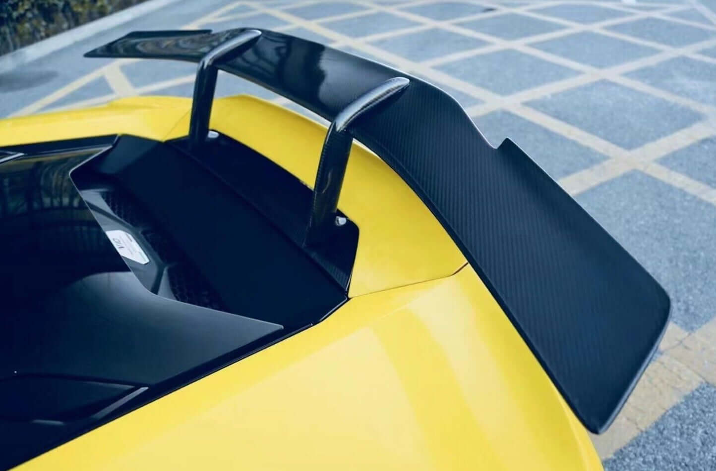 N style Carbon Fiber Rear Trunk Spoiler Wing - Lamborghini Huracan LP580/LP610/EVO.