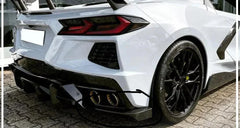 Carbon Rear Corner Splitter - Chevrolet Corvette C8 Stingray 2020+.