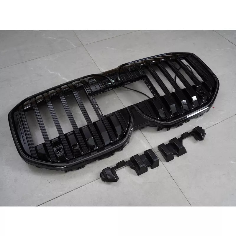 Gloss Black Front Grille w/ LED -  BMW 7 Series G70.