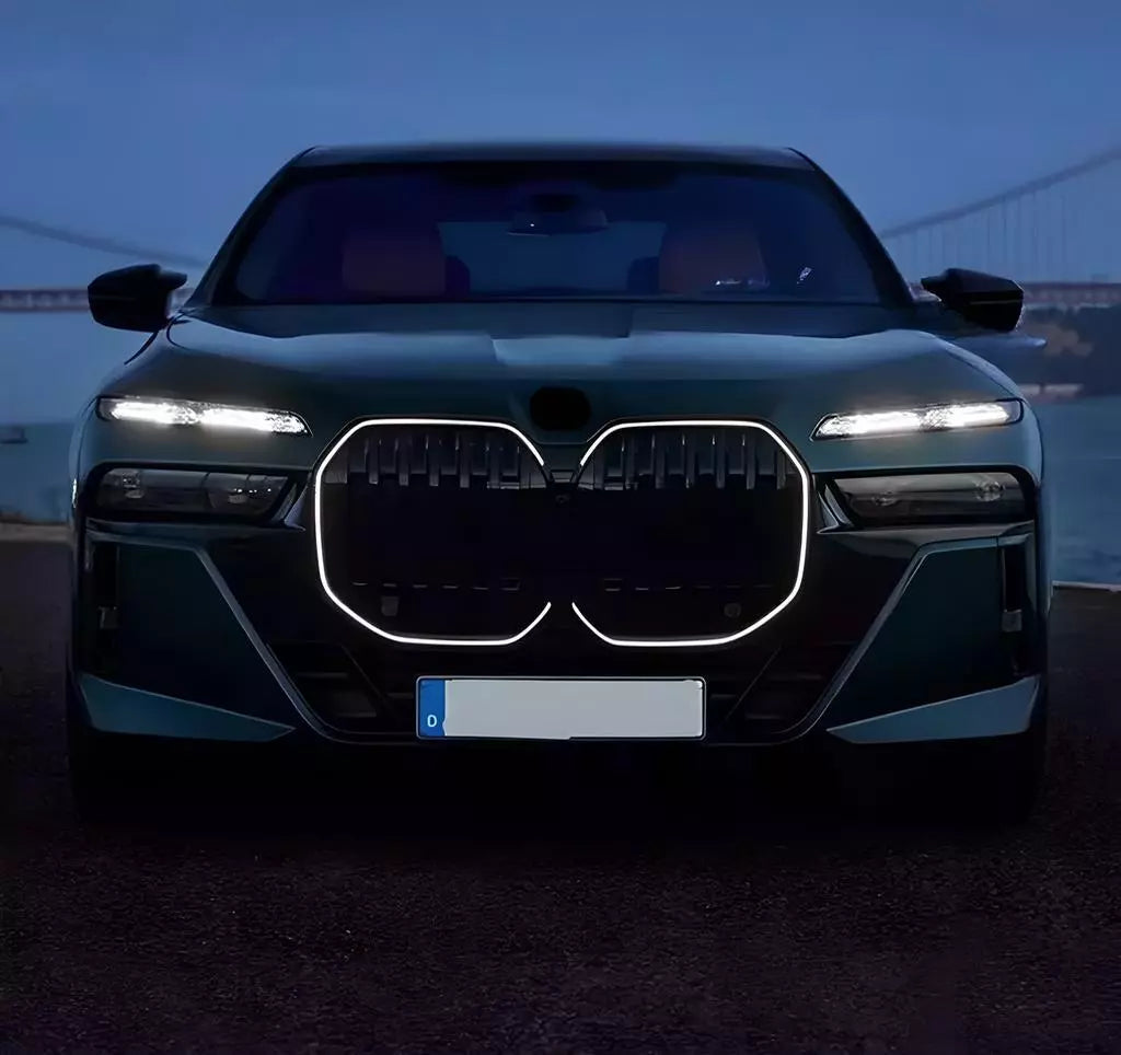 Gloss Black Front Grille w/ LED -  BMW 7 Series G70.