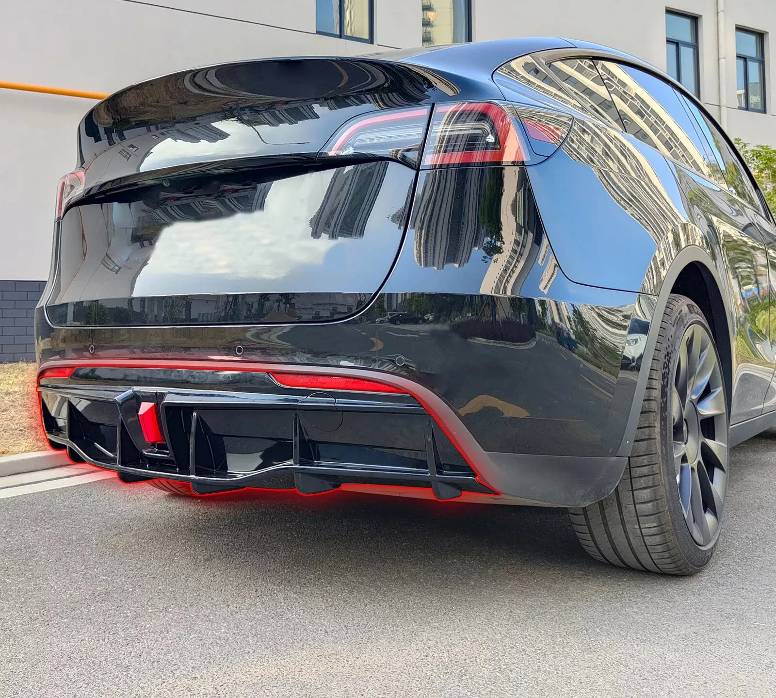 Gloss Black Rear diffuser w/ LED - 20-24 Tesla Model Y.