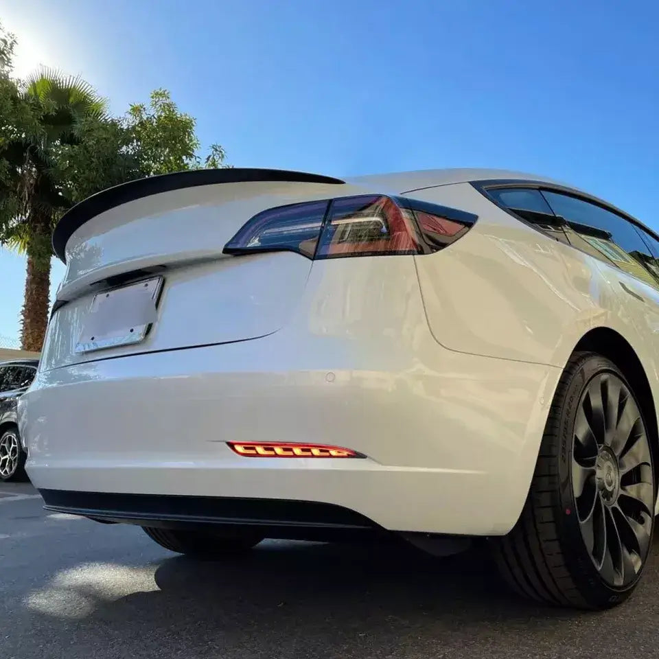 Red Rear Reflector LED Turn Signal Brake Lights - Tesla Model 3/Y.