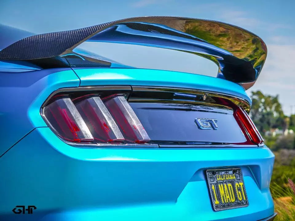 GT350R Style Carbon Fiber Rear Trunk Spoiler Wing - Ford Mustang.