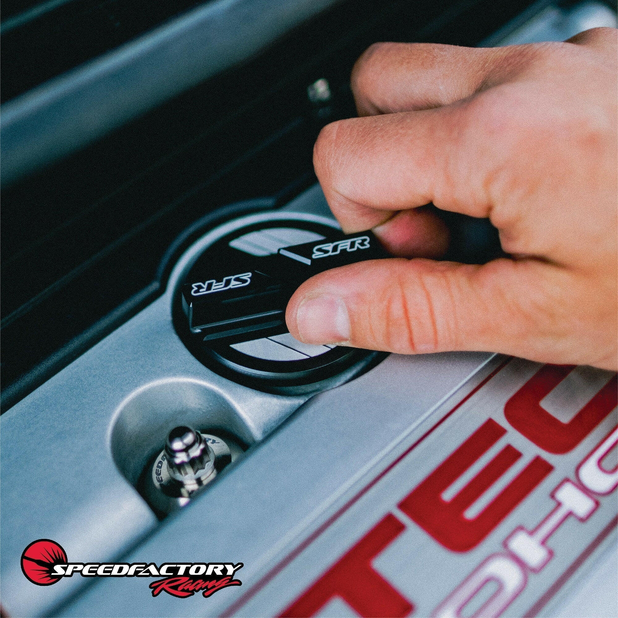 SpeedFactory Racing Divided Grip Billet Engine Oil Cap (SF-02-029).